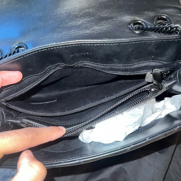 Saint Laurent - Picture 5 of 5